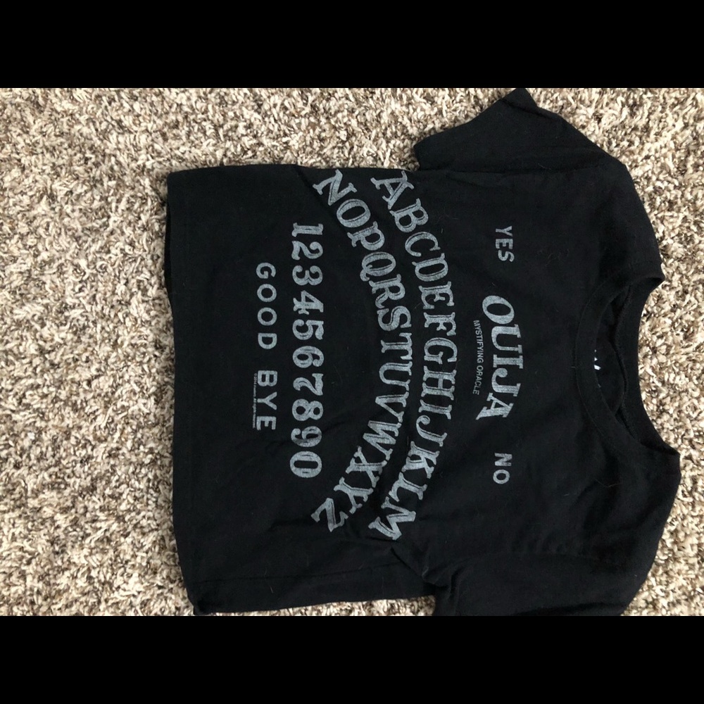 Ouiju croptop